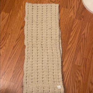 Knitted circular scarf